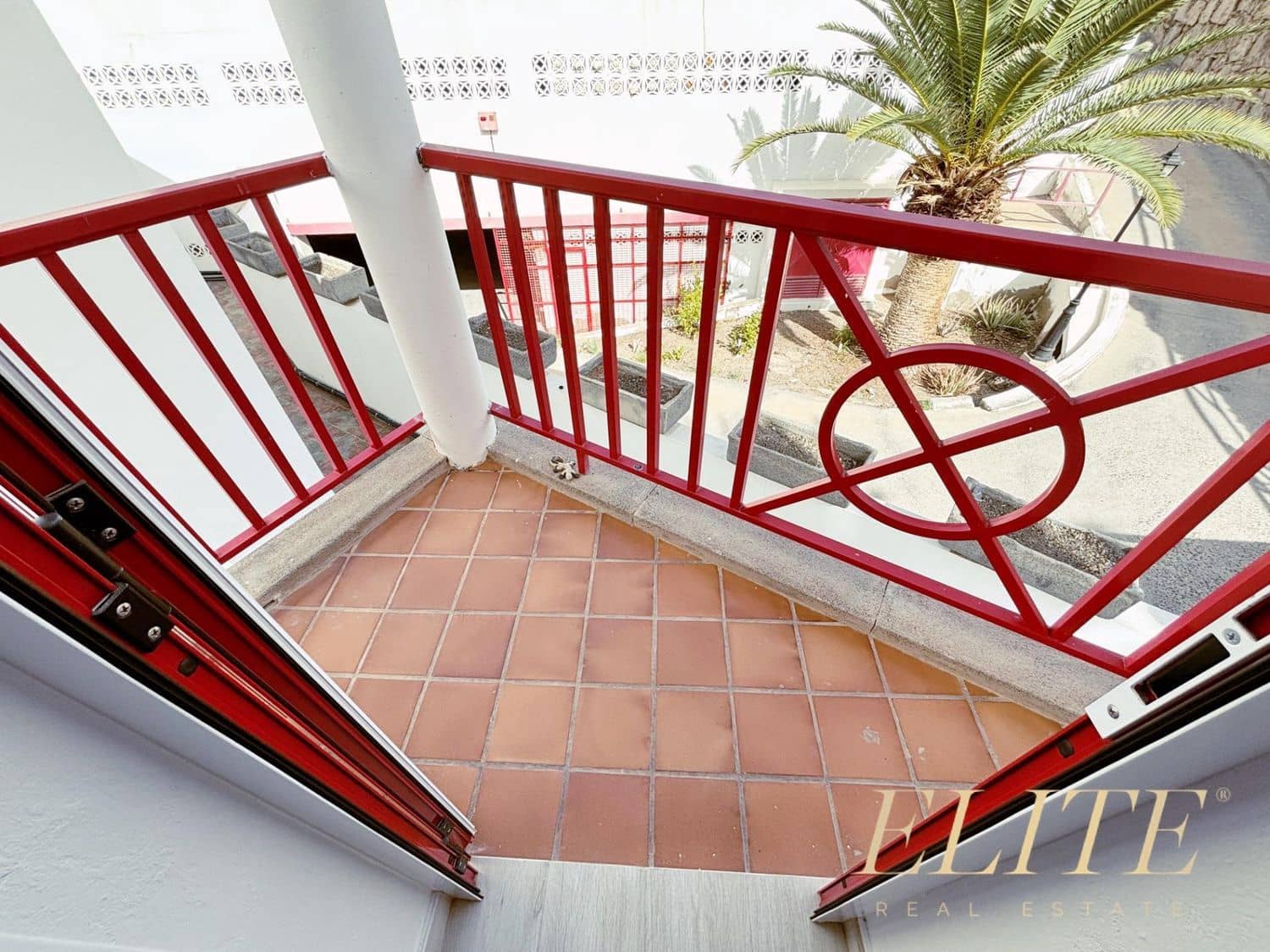 2 bedroom Apartment for sale in Mogan with pool garage - € 360,000 (Ref: 9586858)