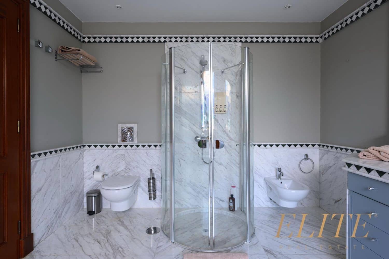 8 bedroom Villa for sale in San Bartolome de Tirajana with pool garage - € 4,200,000 (Ref: 9586860)