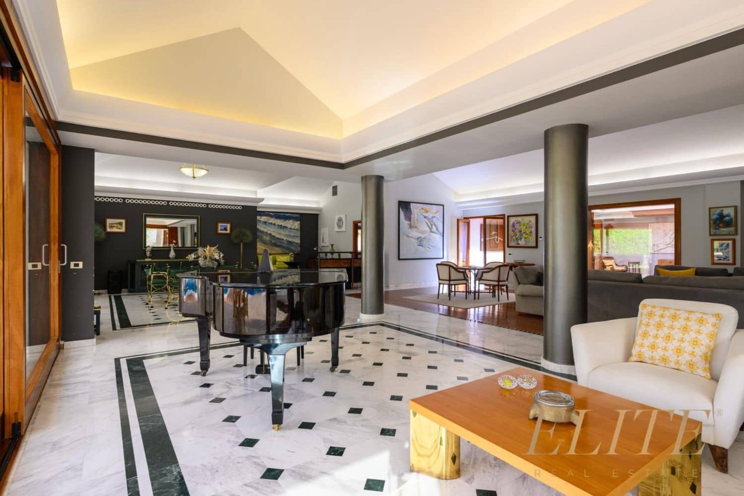 8 bedroom Villa for sale in San Bartolome de Tirajana with pool garage - € 4,200,000 (Ref: 9586860)