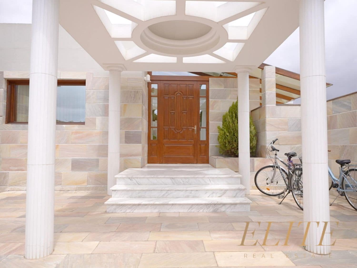 8 bedroom Villa for sale in San Bartolome de Tirajana with pool garage - € 4,200,000 (Ref: 9586860)