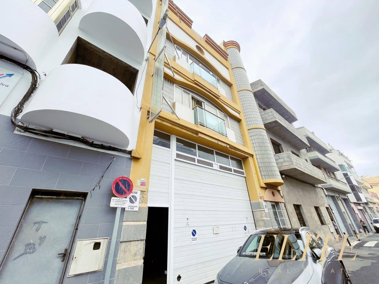 Commercial for sale in Galdar - € 539,000 (Ref: 9586861)