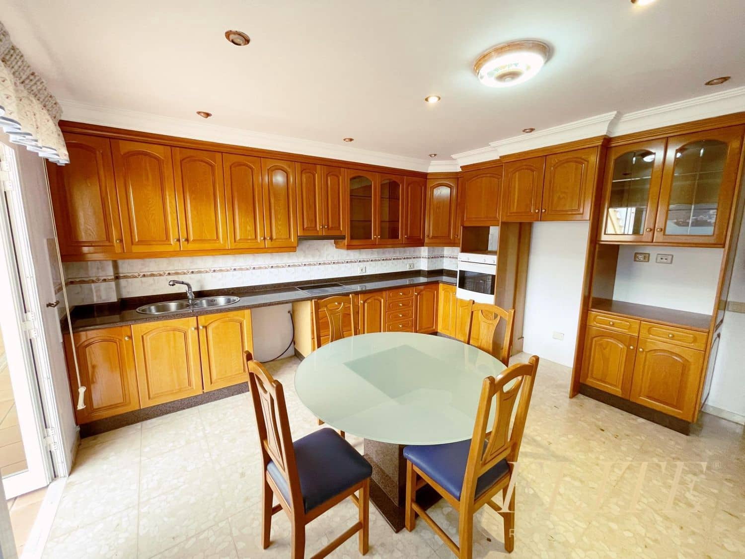 Commercial for sale in Galdar - € 539,000 (Ref: 9586861)