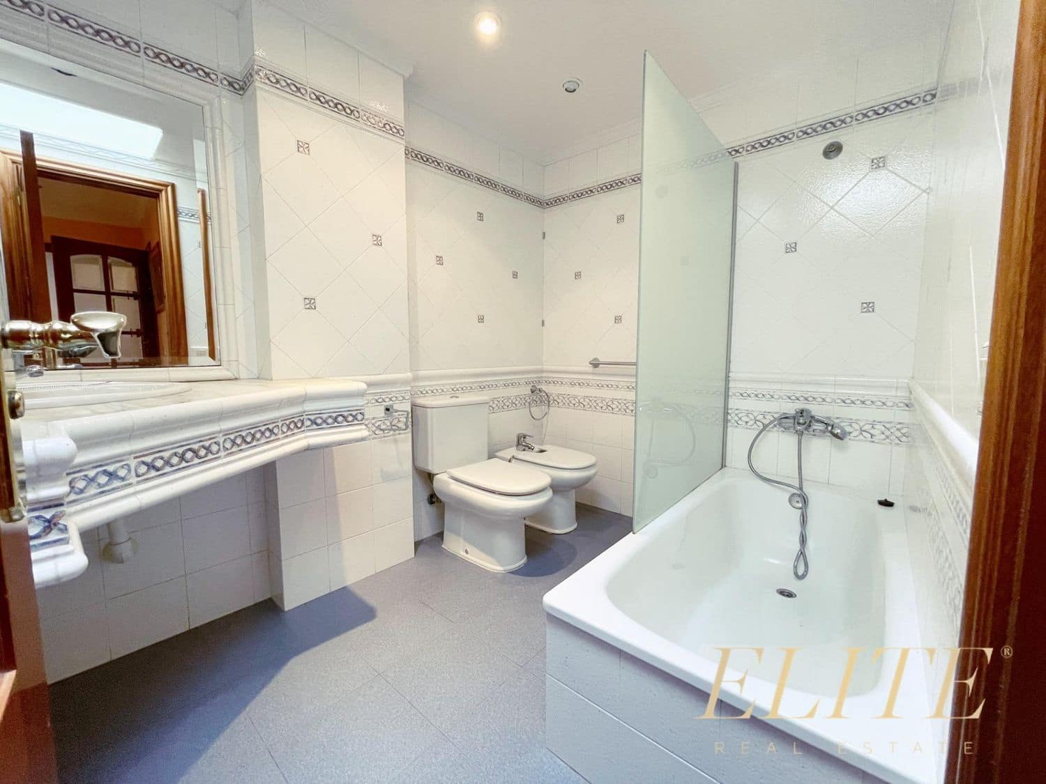 Commercial for sale in Galdar - € 539,000 (Ref: 9586861)