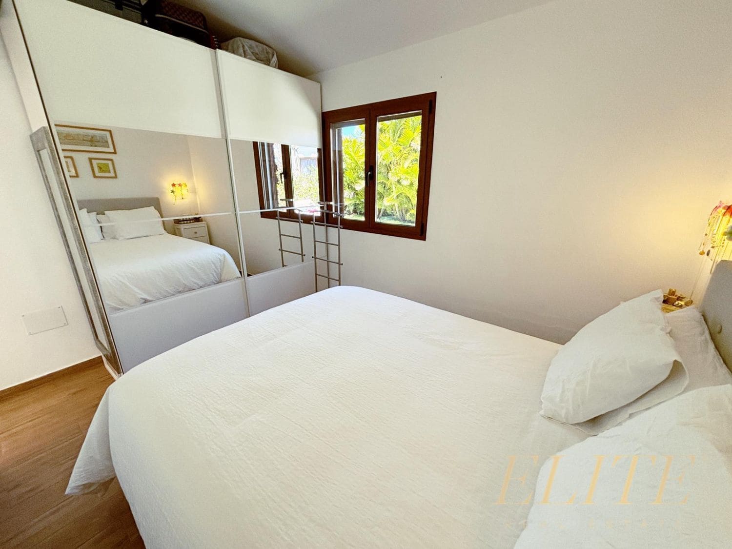 2 bedroom Villa for sale in San Bartolome de Tirajana with pool garage - € 400,000 (Ref: 9586862)