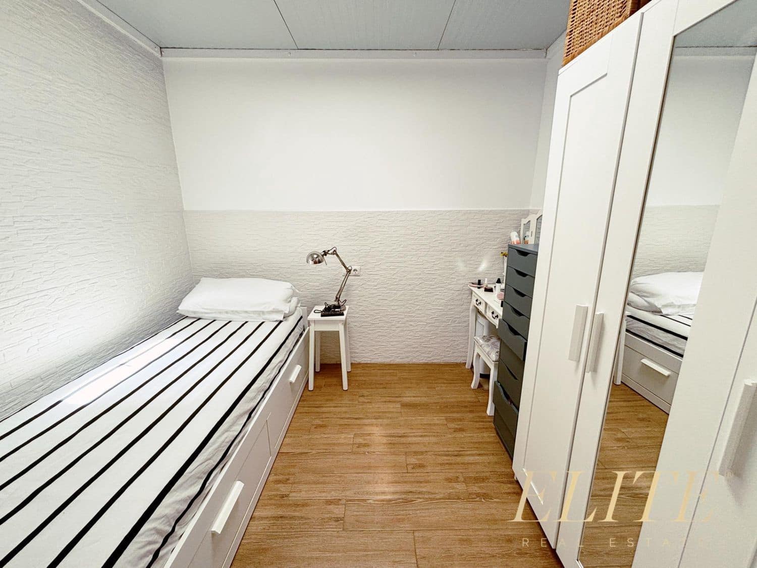 2 bedroom Villa for sale in San Bartolome de Tirajana with pool garage - € 400,000 (Ref: 9586862)