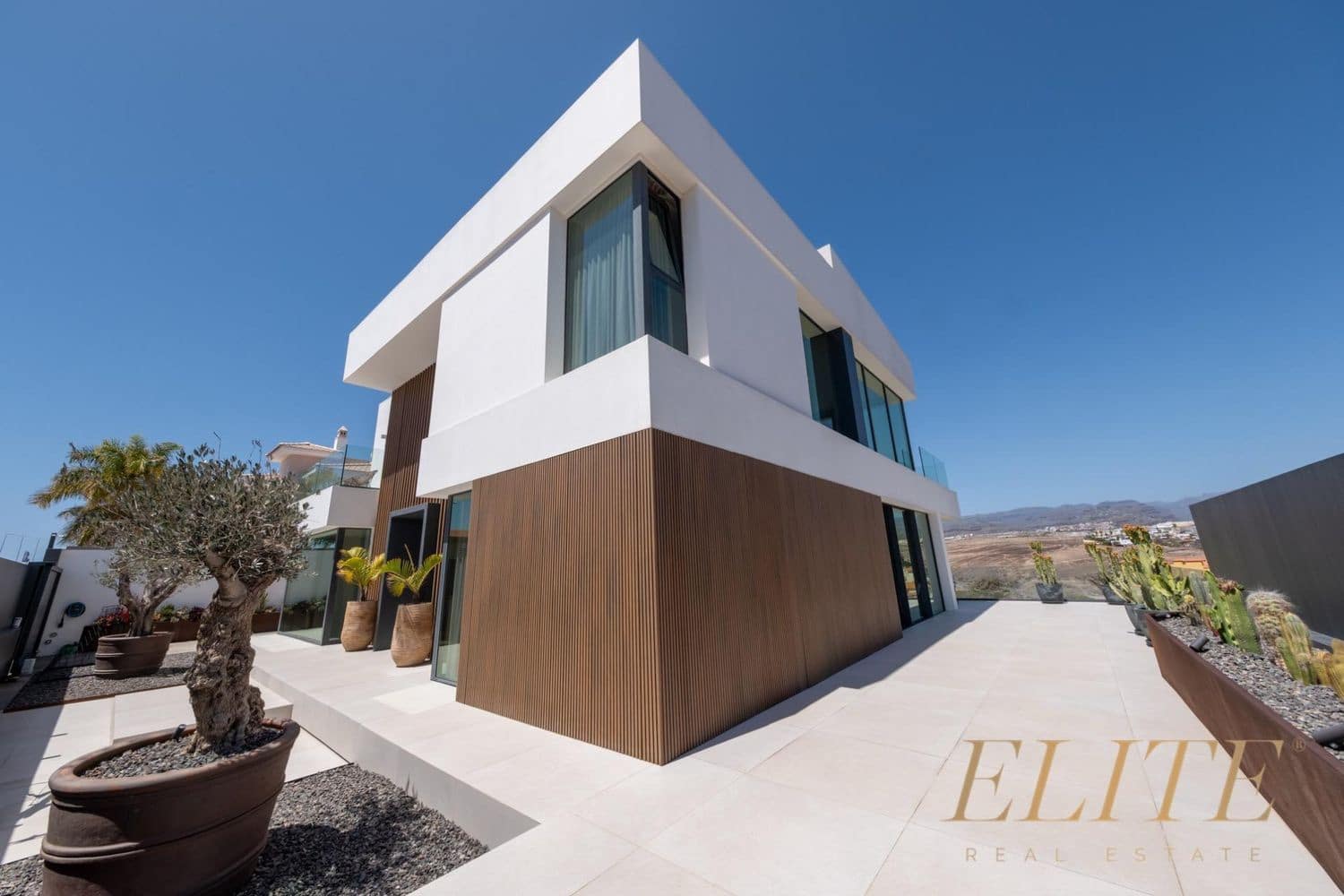 5 sovrum Villa till salu i San Bartolome de Tirajana med pool garage - 3 490 000 € (Ref: 9586863)