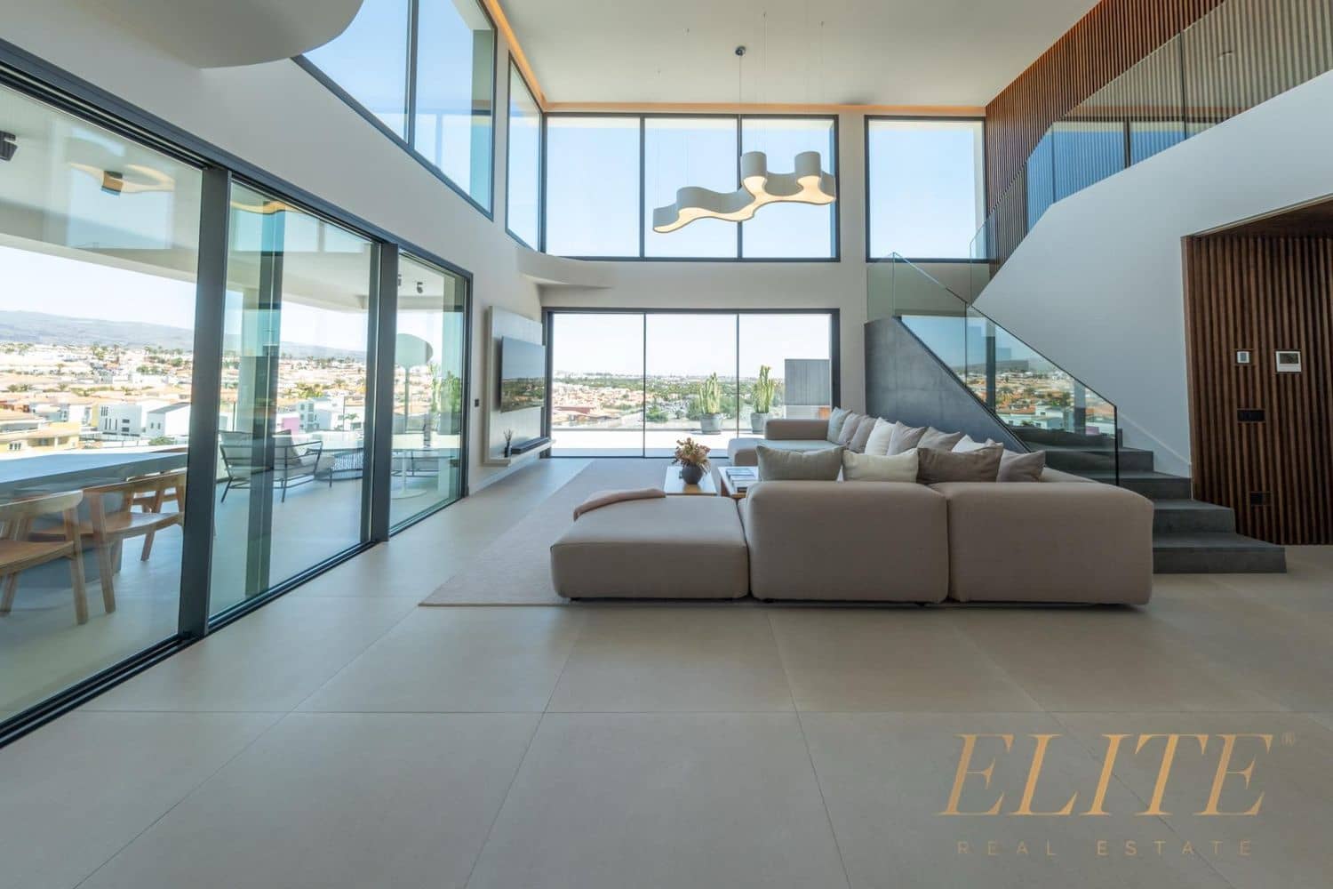 5 sovrum Villa till salu i San Bartolome de Tirajana med pool garage - 3 490 000 € (Ref: 9586863)