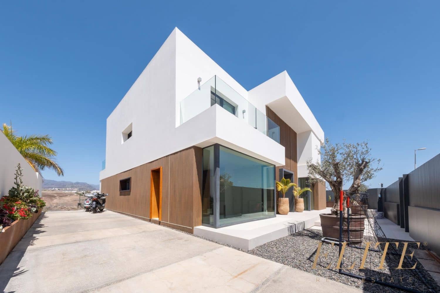 5 sovrum Villa till salu i San Bartolome de Tirajana med pool garage - 3 490 000 € (Ref: 9586863)