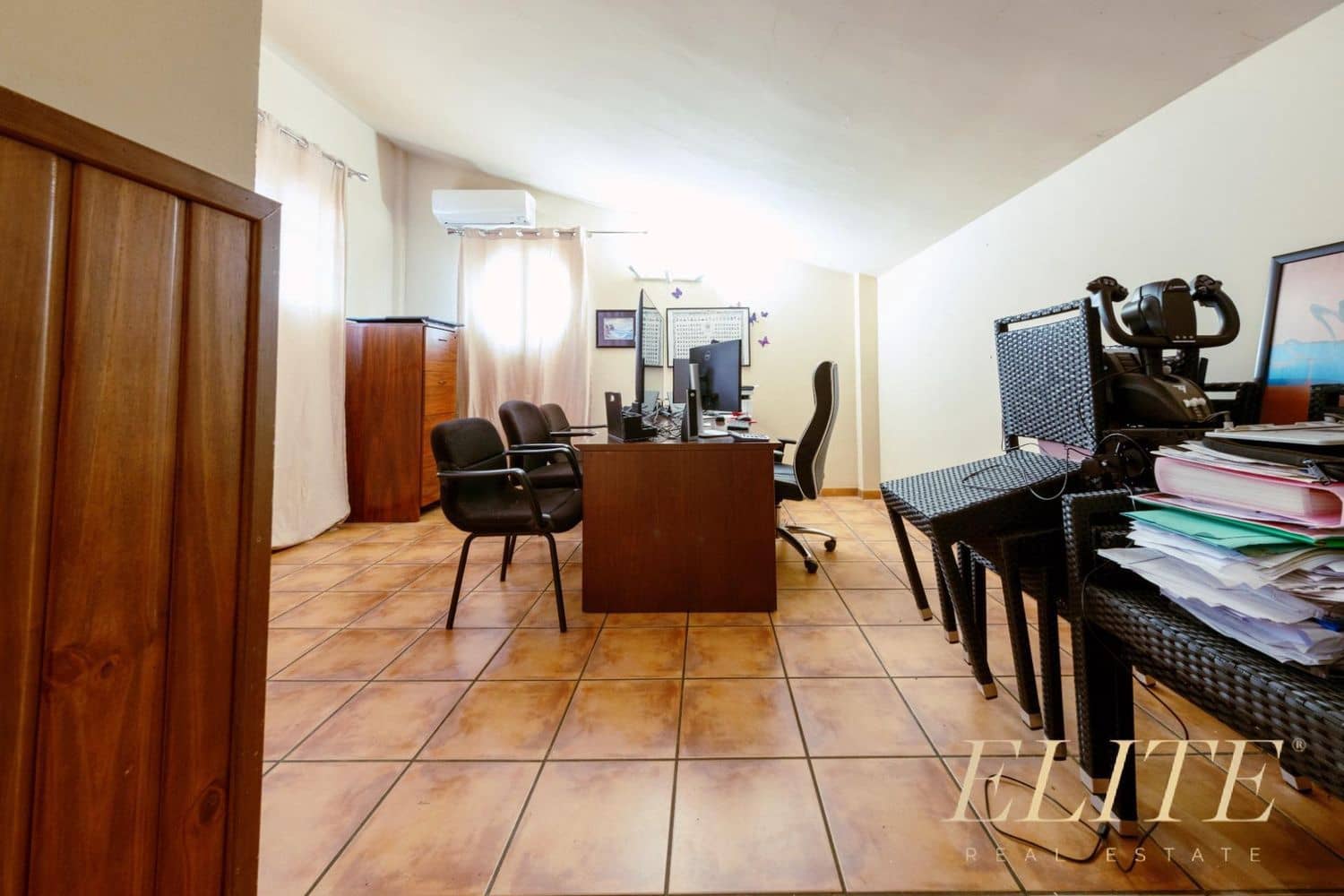 5 bedroom Villa for sale in Santa Brigida with garage - € 699,000 (Ref: 9586864)