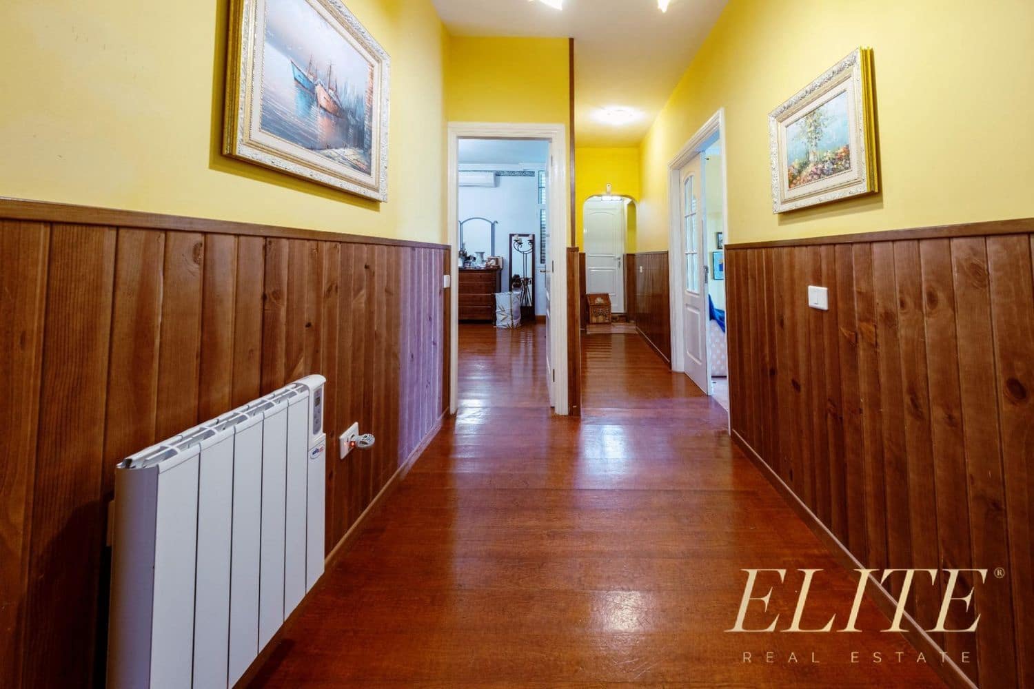 5 bedroom Villa for sale in Santa Brigida with garage - € 699,000 (Ref: 9586864)