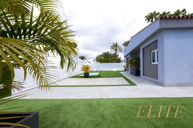 3 makuuhuone Omakotitalo myytävänä paikassa Playa del Inglés, San Bartolomé de Tirajana mukana uima-altaan 
autotalli - 1 325 000 € (Ref: 9586866)