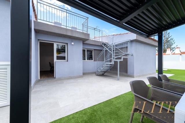 3 makuuhuone Omakotitalo myytävänä paikassa Playa del Inglés, San Bartolomé de Tirajana mukana uima-altaan 
autotalli - 1 325 000 € (Ref: 9586866)