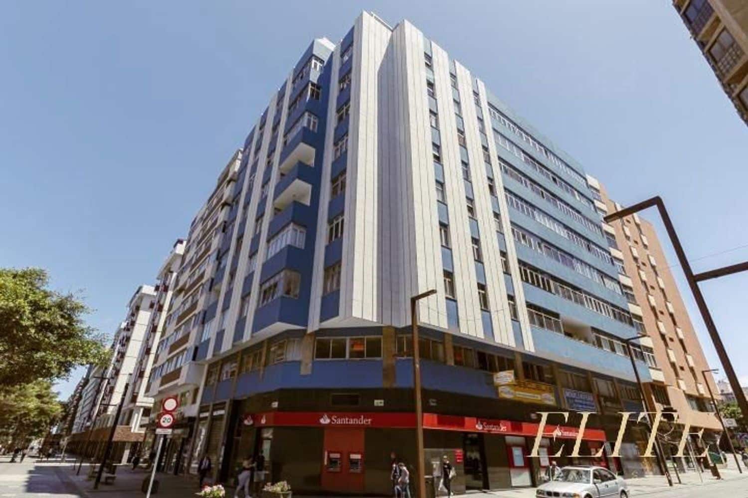 Office for sale in Las Palmas de Gran Canaria - € 224,900 (Ref: 9586867)