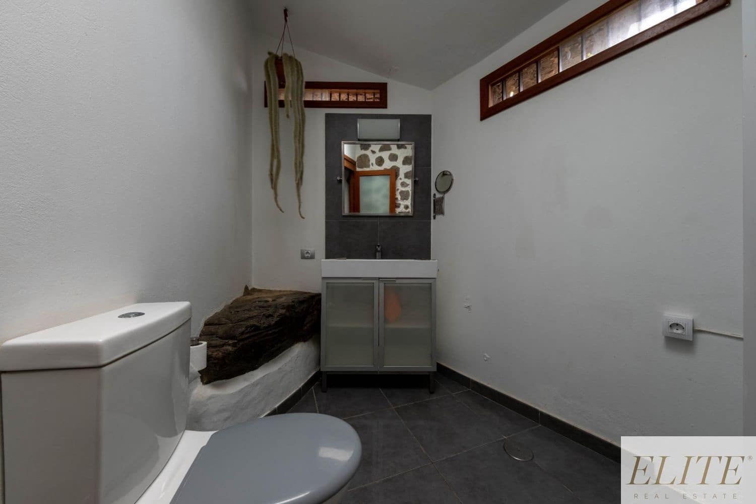 Rakentamaton maa myytävänä paikassa San Lorenzo - 520 000 € (Ref: 9586868)