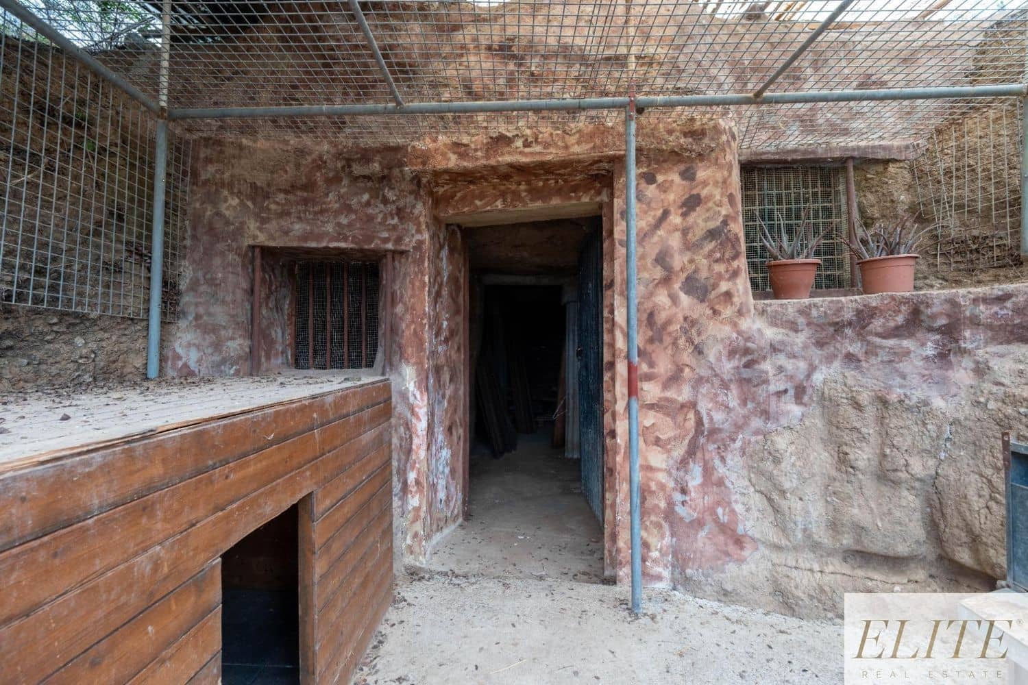 Rakentamaton maa myytävänä paikassa San Lorenzo - 520 000 € (Ref: 9586868)