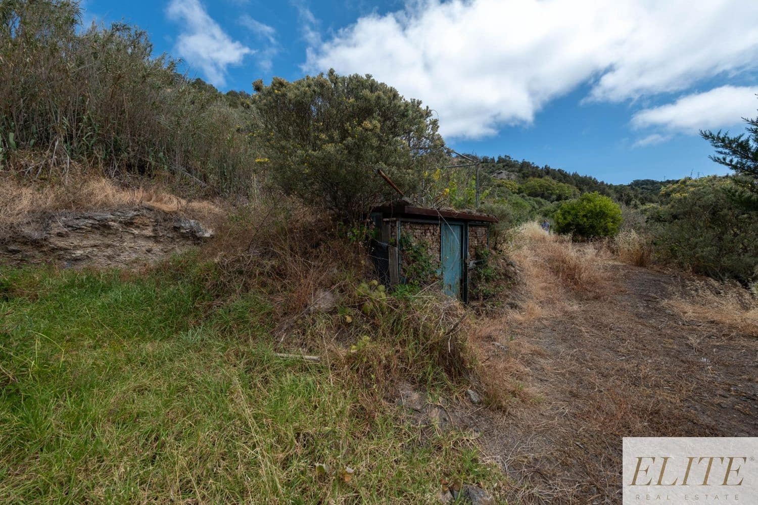 Rakentamaton maa myytävänä paikassa San Lorenzo - 520 000 € (Ref: 9586868)