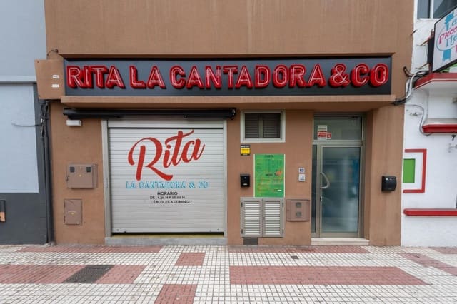 Kaupallinen myytävänä paikassa Alcaravaneras, Las Palmas de Gran Canaria - 174 000 € (Ref: 9586869)