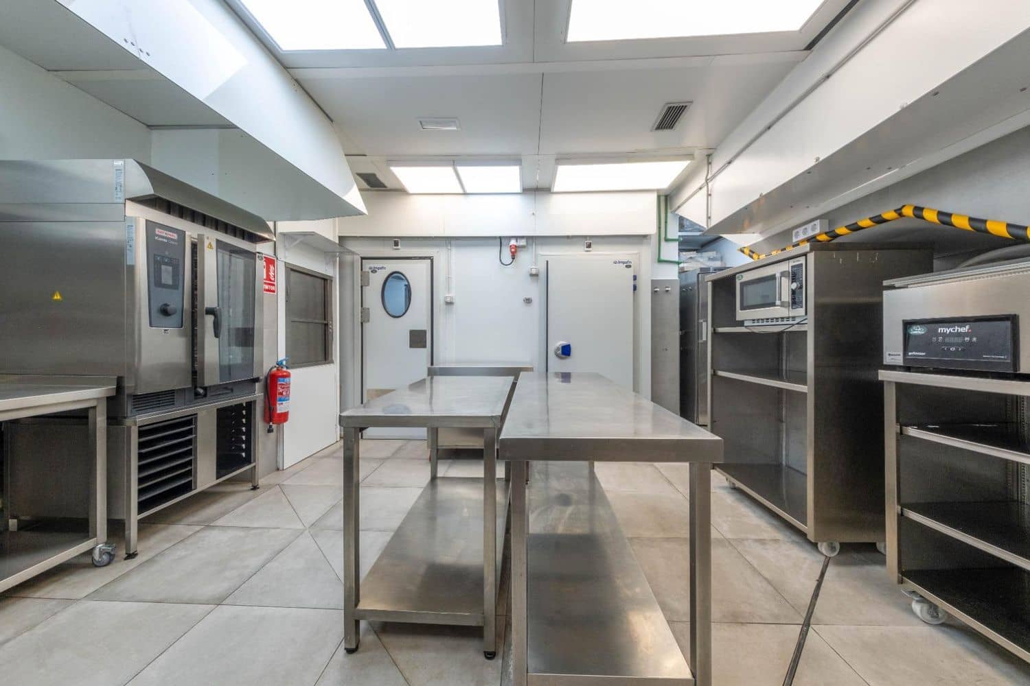 Kaupallinen myytävänä paikassa Las Palmas de Gran Canaria - 174 000 € (Ref: 9586869)