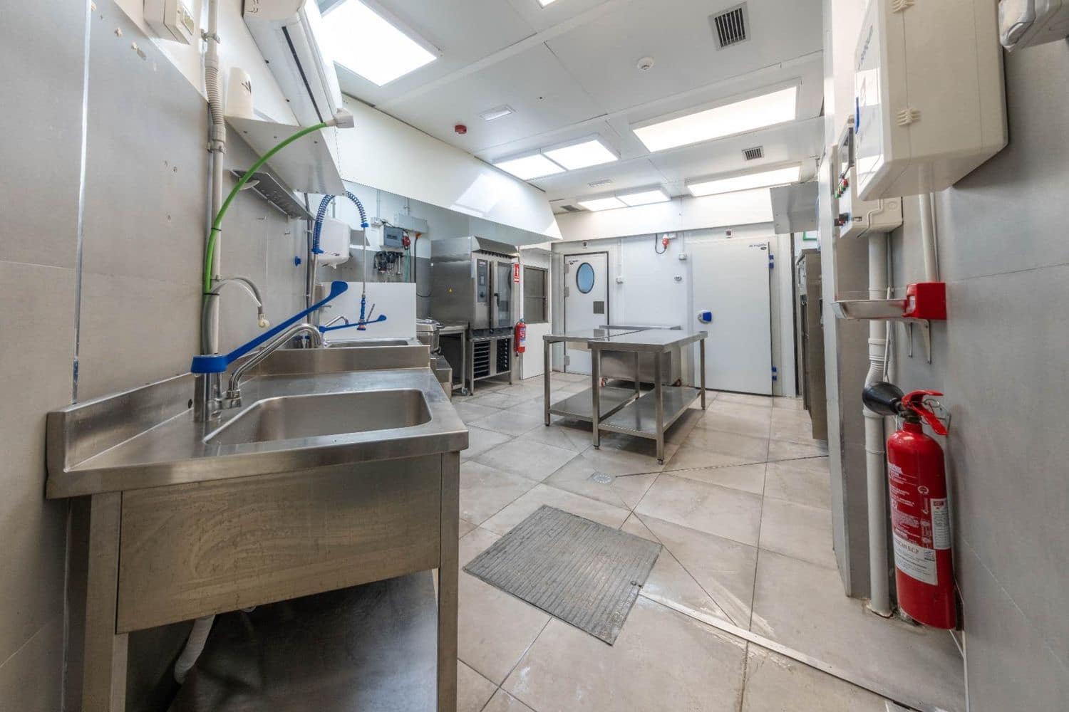 Kaupallinen myytävänä paikassa Las Palmas de Gran Canaria - 174 000 € (Ref: 9586869)