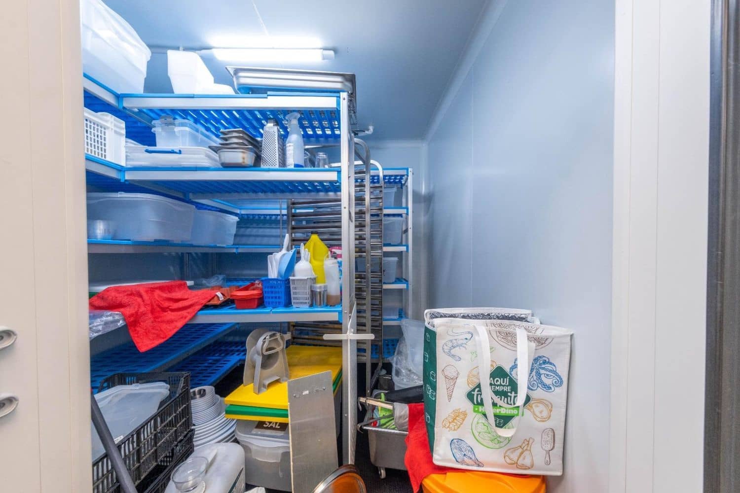 Kaupallinen myytävänä paikassa Las Palmas de Gran Canaria - 174 000 € (Ref: 9586869)