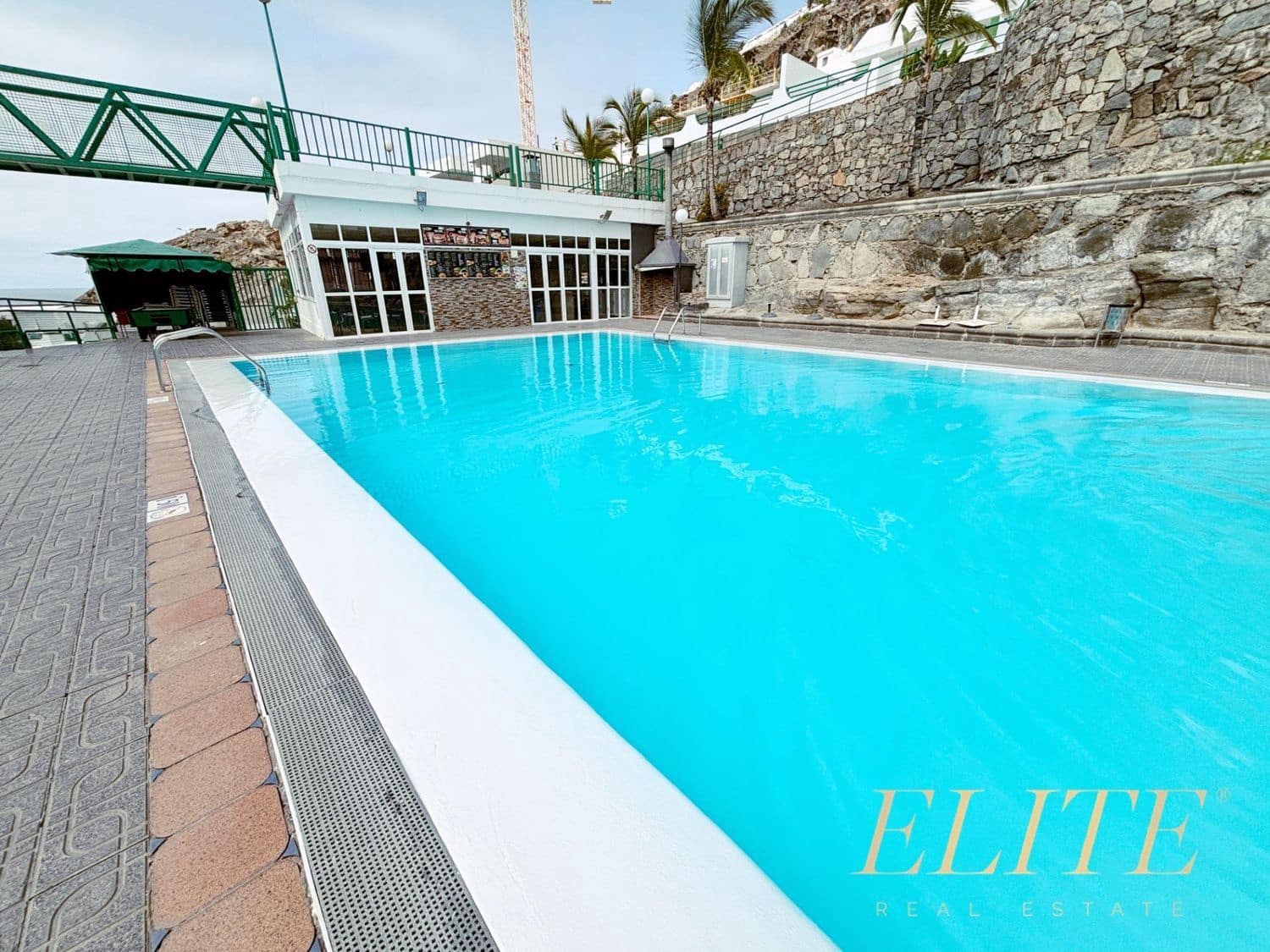 2 bedroom Apartment for sale in Puerto Rico with pool garage - € 339,000 (Ref: 9586871)