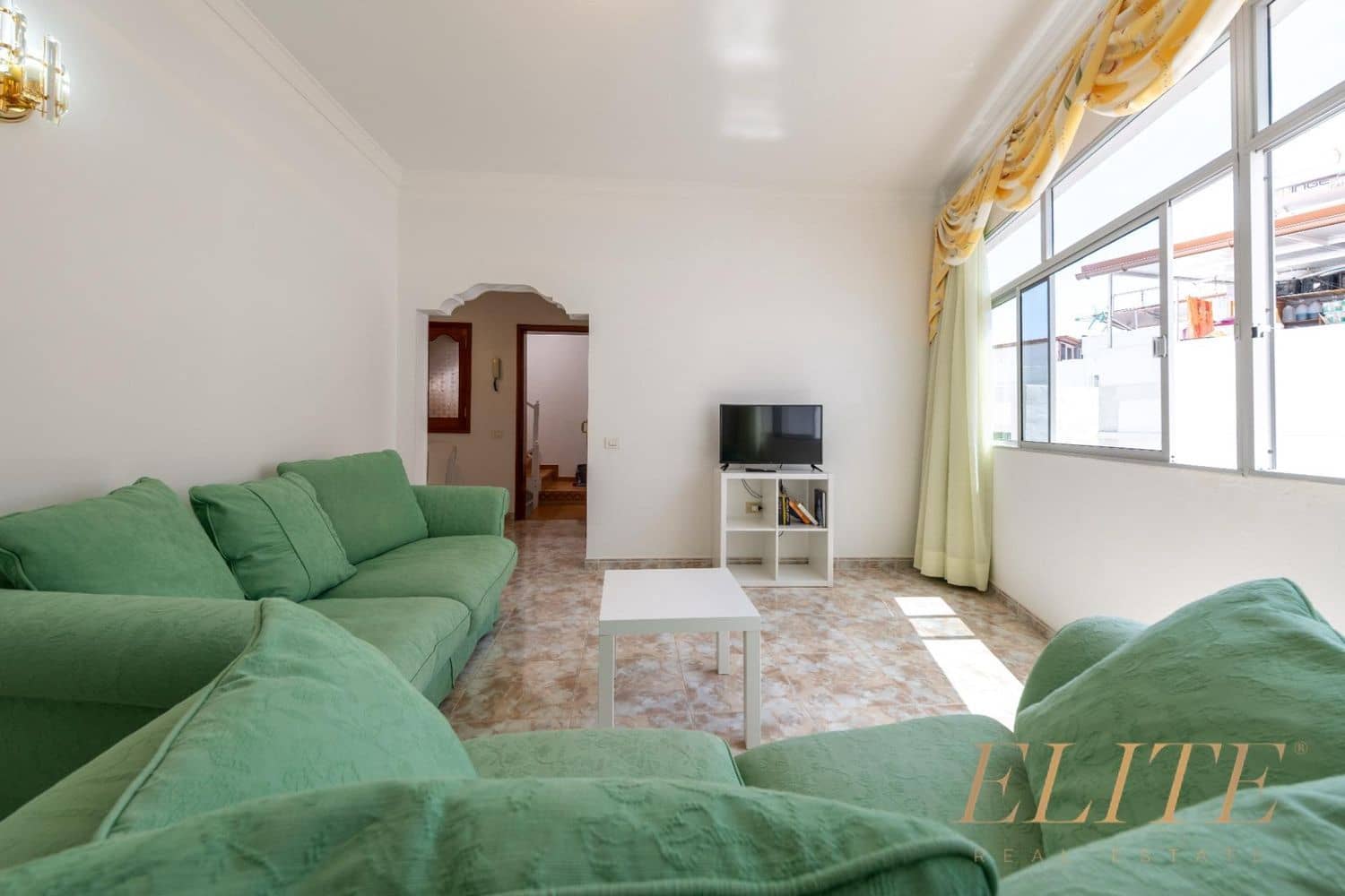 Apartment for sale in Mogan - € 850,000 (Ref: 9586872)