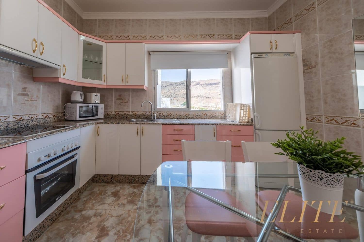Apartment for sale in Mogan - € 850,000 (Ref: 9586872)