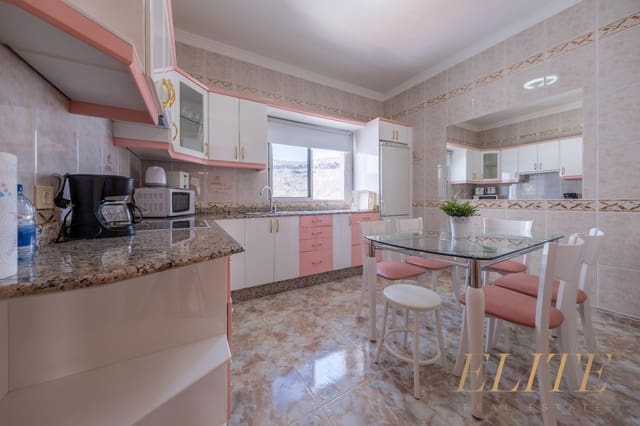 Apartment for sale in Playa de Mogán, Mogán - € 850,000 (Ref: 9586872)