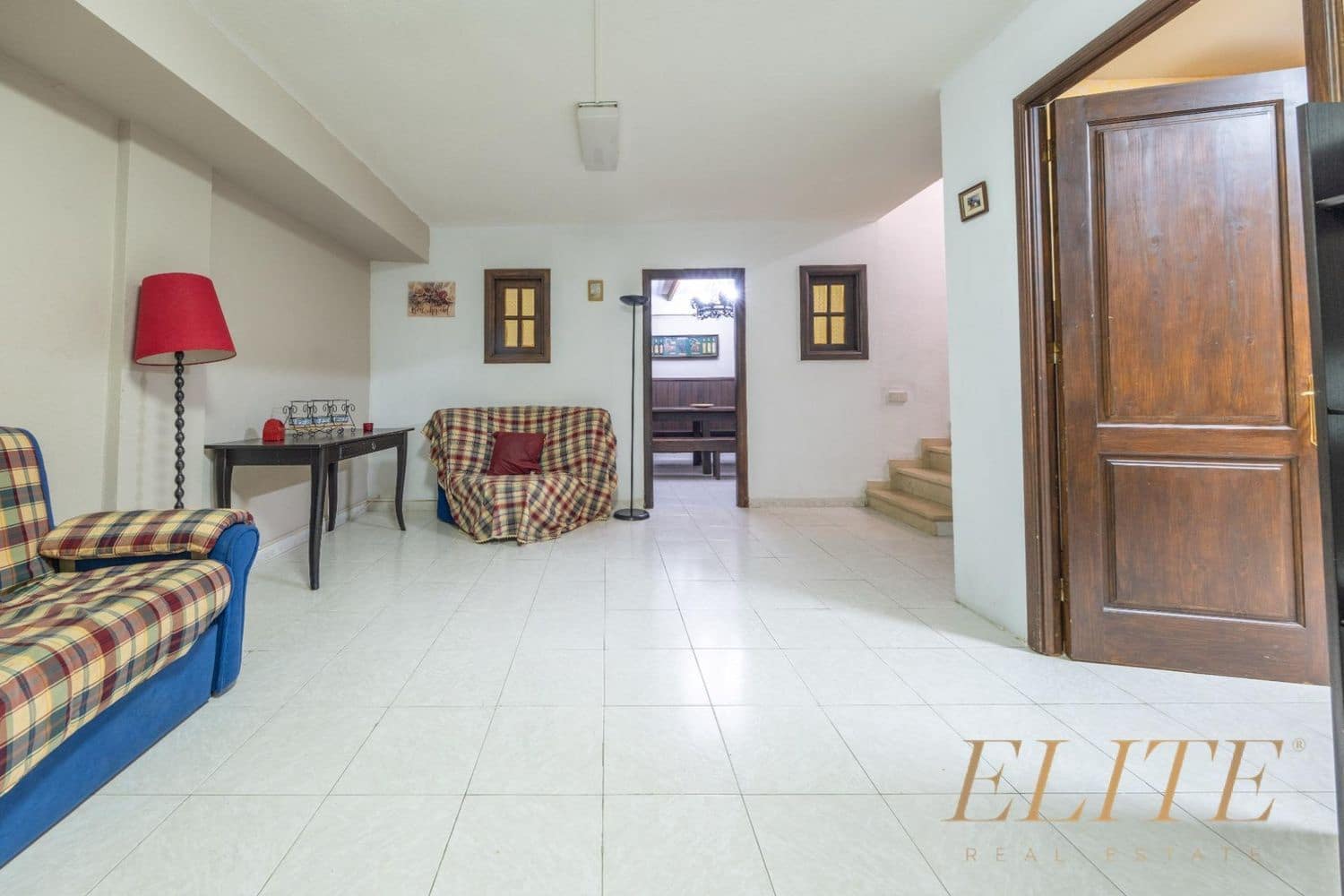 5 bedroom Townhouse for sale in San Bartolome de Tirajana with garage - € 530,000 (Ref: 9586873)