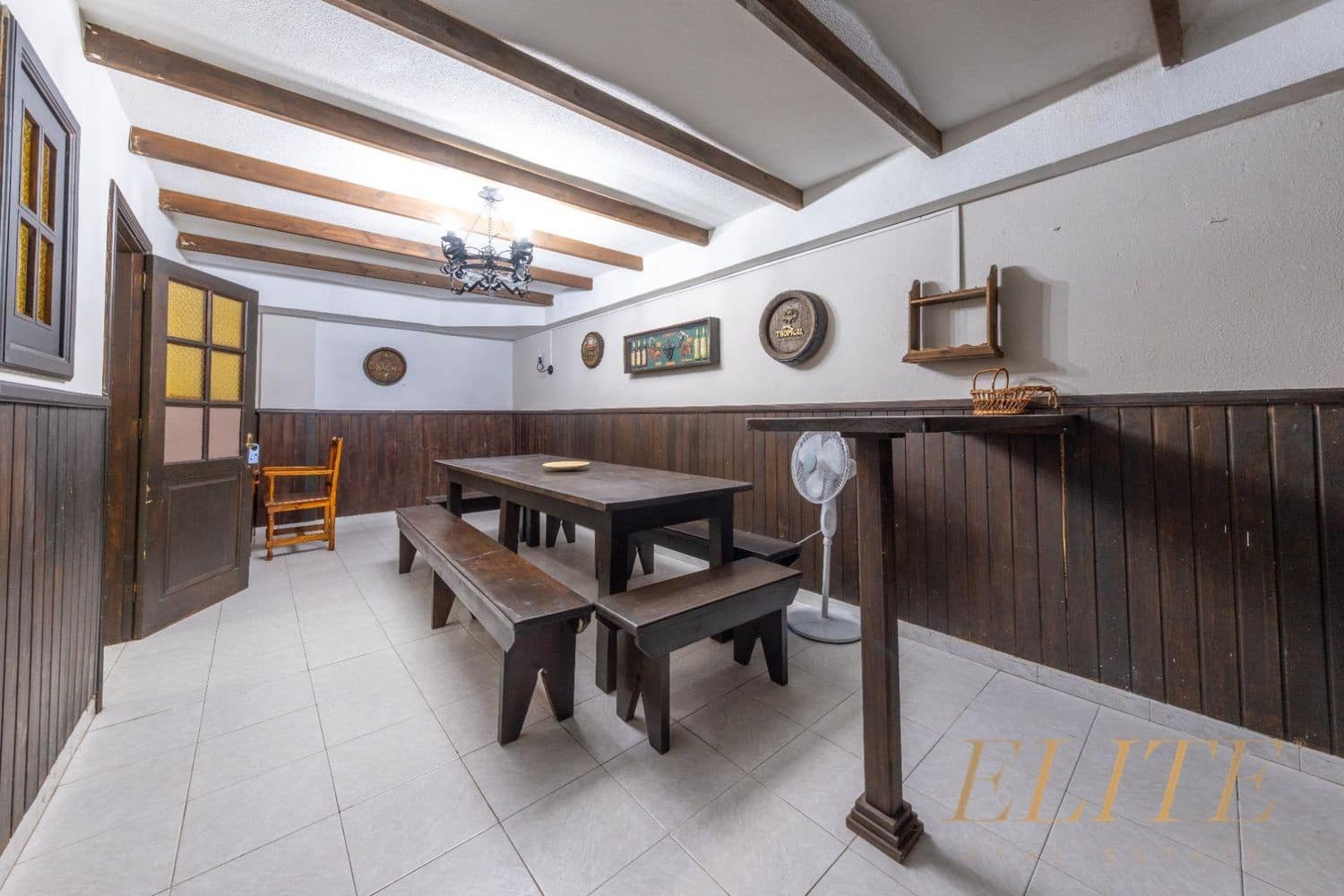 5 bedroom Townhouse for sale in San Bartolome de Tirajana with garage - € 530,000 (Ref: 9586873)