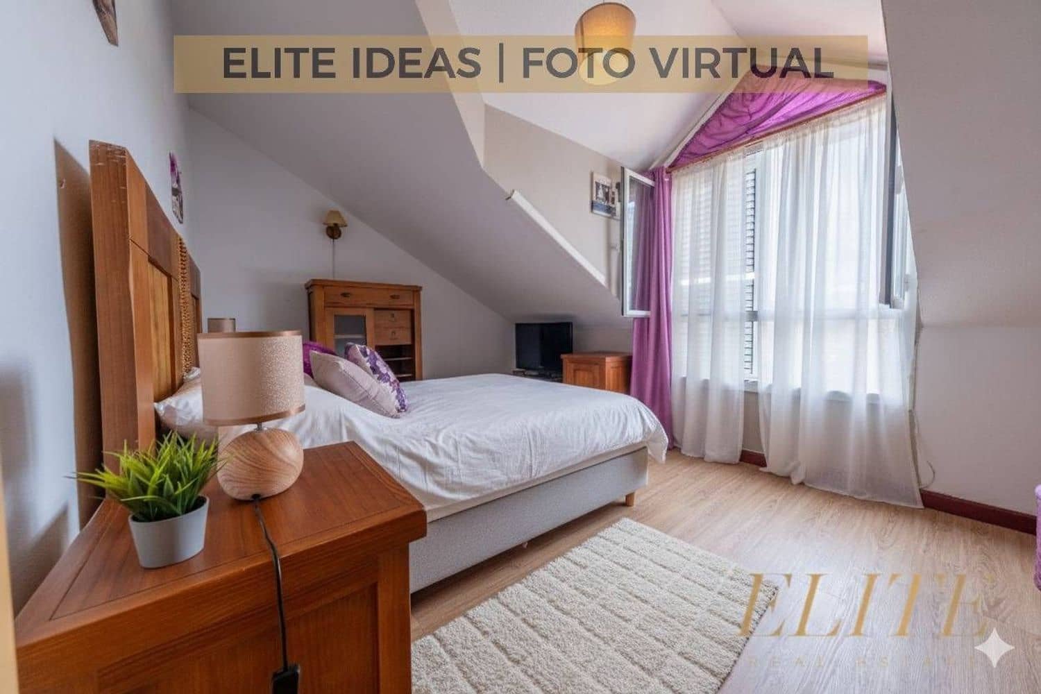 5 bedroom Townhouse for sale in San Bartolome de Tirajana with garage - € 530,000 (Ref: 9586873)