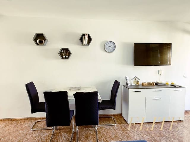 Apartamento de 2 habitaciones en Playa del Inglés, San Bartolomé de Tirajana en venta con piscina garaje - 260.000 € (Ref: 9586874)