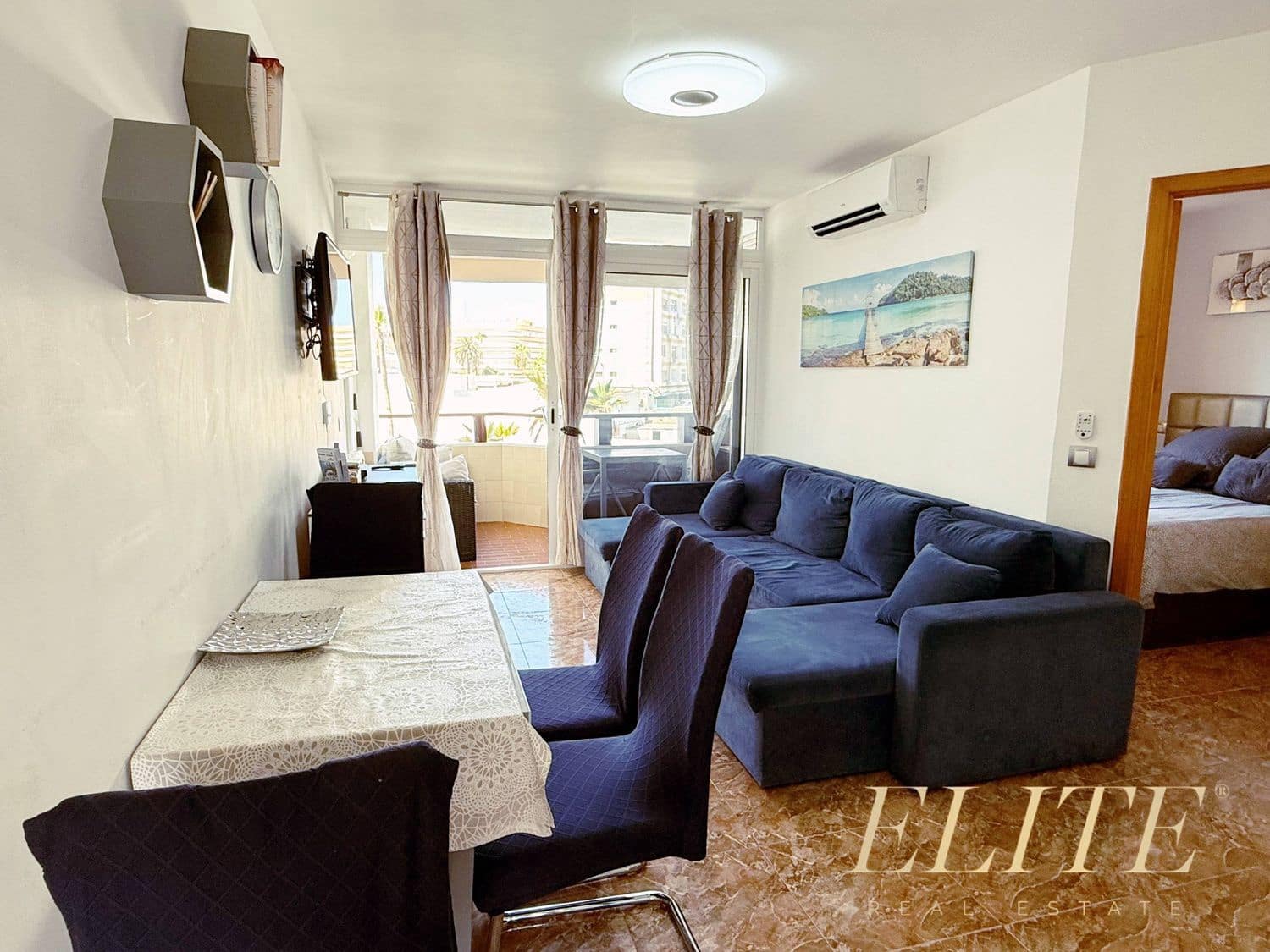 2 bedroom Apartment for sale in Playa del Ingles with pool garage - € 260,000 (Ref: 9586874)