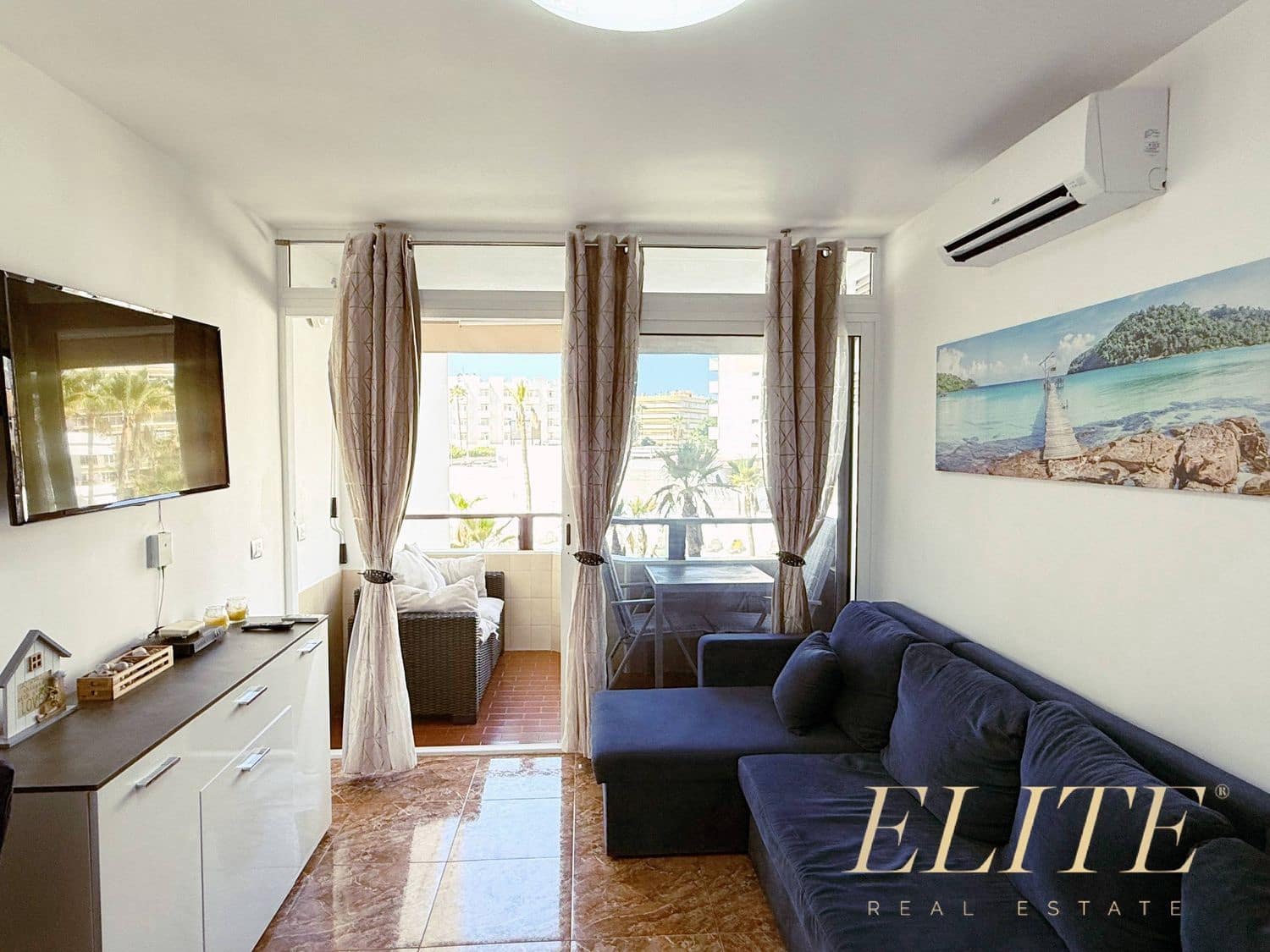 2 bedroom Apartment for sale in Playa del Ingles with pool garage - € 260,000 (Ref: 9586874)