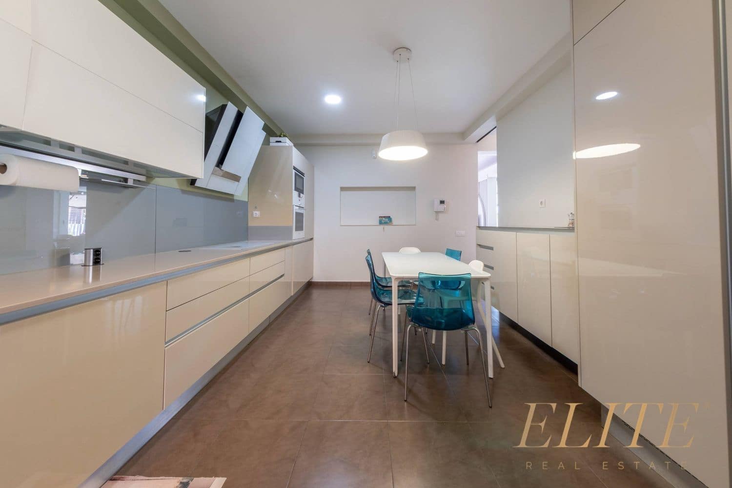 5 sovrum Hus till salu i San Bartolome de Tirajana med pool garage - 2 400 000 € (Ref: 9586876)