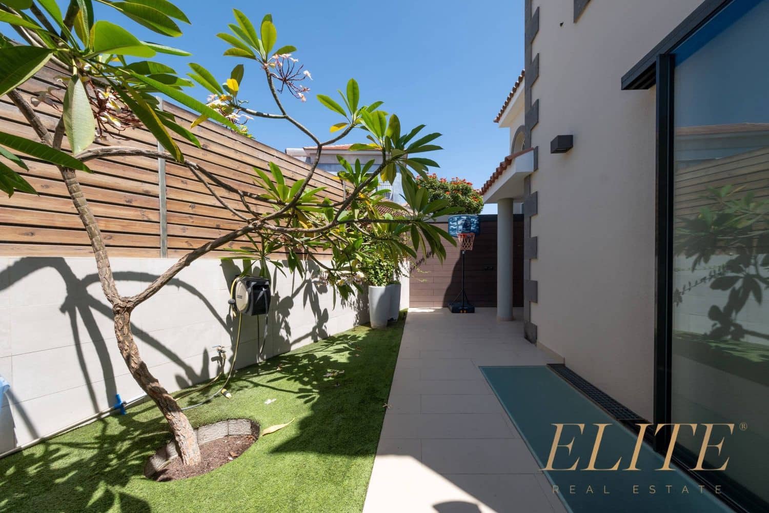 5 sovrum Hus till salu i San Bartolome de Tirajana med pool garage - 2 400 000 € (Ref: 9586876)