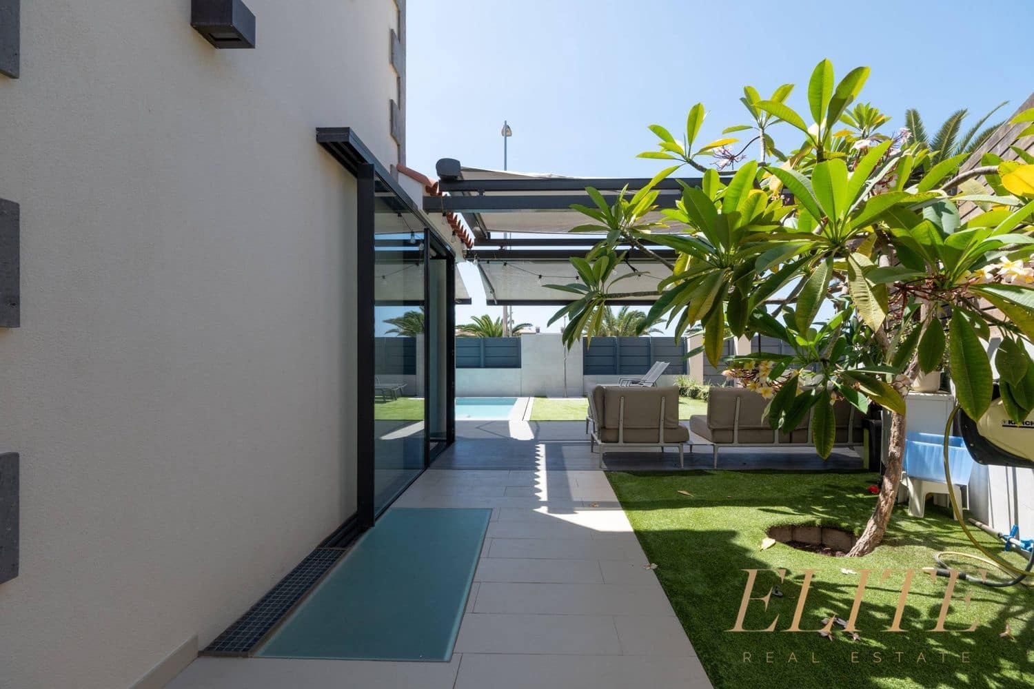 5 sovrum Hus till salu i San Bartolome de Tirajana med pool garage - 2 400 000 € (Ref: 9586876)