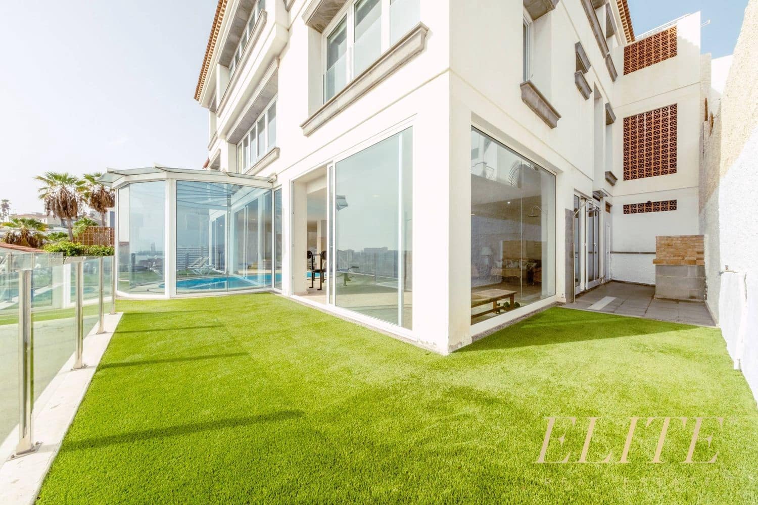 Chalet de 6 habitaciones en Las Palmas de Gran Canaria en venta con garaje - 2.400.000 € (Ref: 9586877)