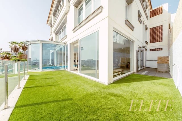 Chalet de 6 habitaciones en La Minilla, Las Palmas de Gran Canaria en venta con garaje - 2.400.000 € (Ref: 9586877)
