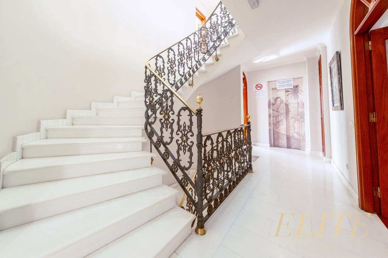 Chalet de 6 habitaciones en Las Palmas de Gran Canaria en venta con garaje - 2.400.000 € (Ref: 9586877)