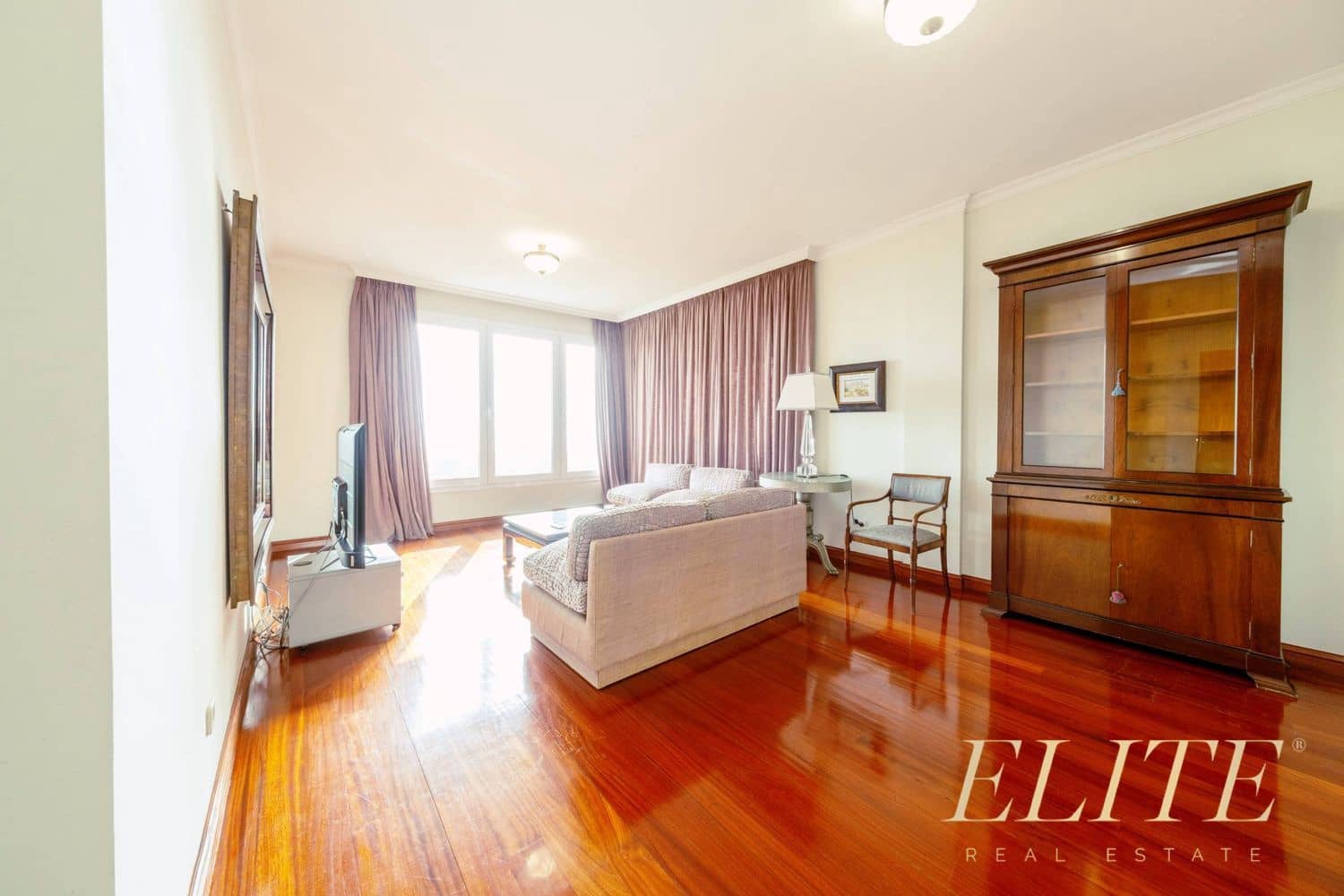 Chalet de 6 habitaciones en Las Palmas de Gran Canaria en venta con garaje - 2.400.000 € (Ref: 9586877)