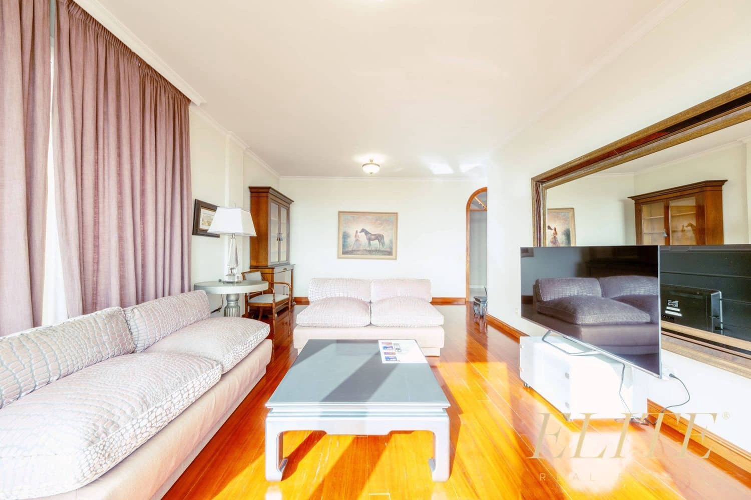 Chalet de 6 habitaciones en Las Palmas de Gran Canaria en venta con garaje - 2.400.000 € (Ref: 9586877)