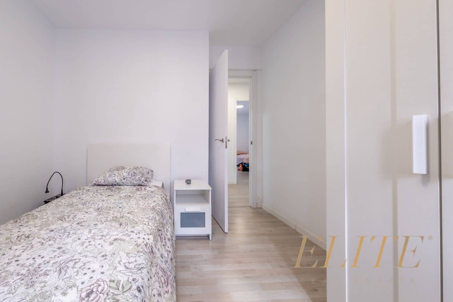 4 bedroom Apartment for sale in Las Palmas de Gran Canaria with garage - € 395,000 (Ref: 9586878)