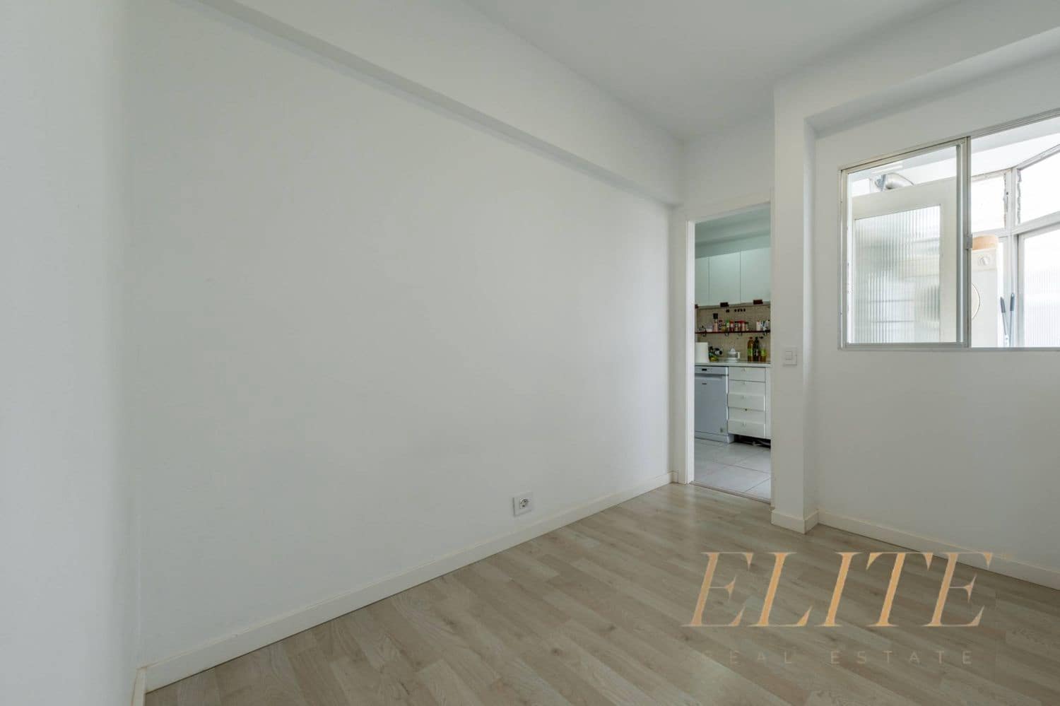 4 bedroom Apartment for sale in Las Palmas de Gran Canaria with garage - € 395,000 (Ref: 9586878)