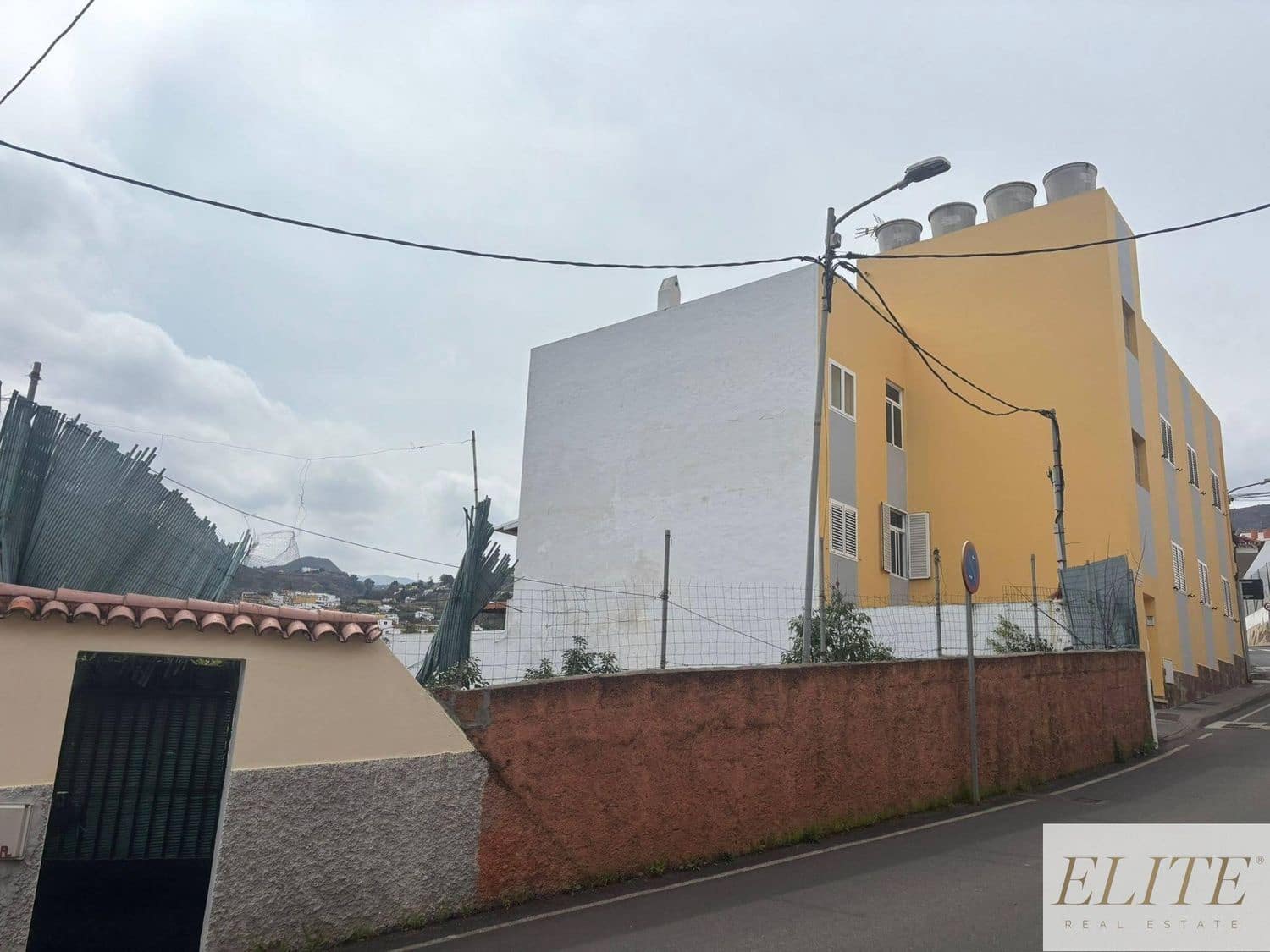 Rakentamaton maa myytävänä paikassa Teror - 147 000 € (Ref: 9586879)