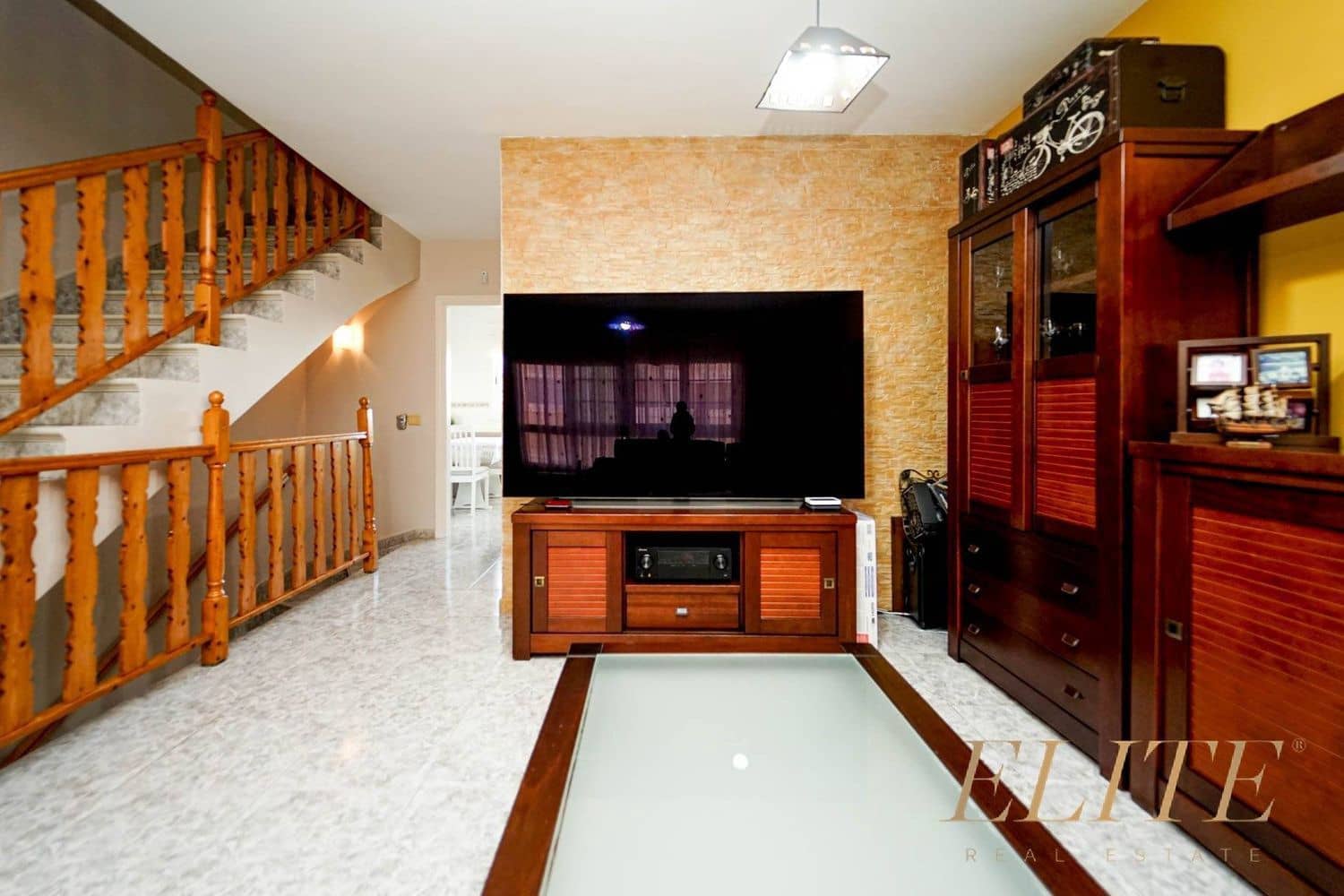 3 bedroom Townhouse for sale in El Tablero with garage - € 385,000 (Ref: 9586880)