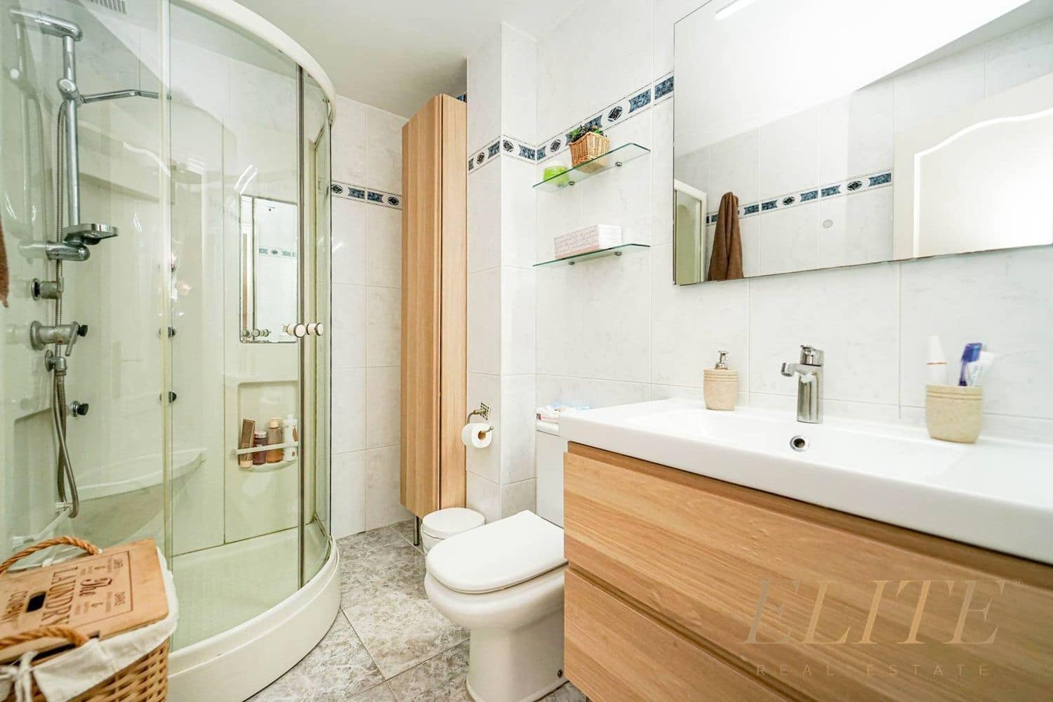 3 bedroom Townhouse for sale in El Tablero with garage - € 385,000 (Ref: 9586880)