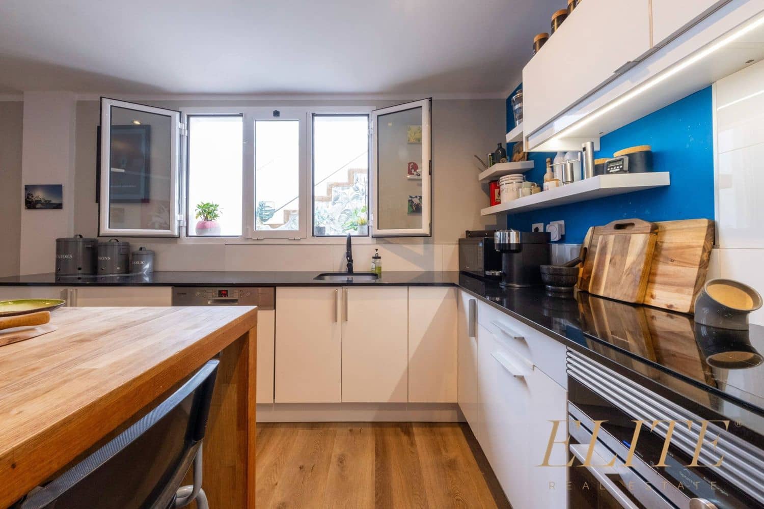 3 bedroom Townhouse for sale in Arguineguin with garage - € 620,000 (Ref: 9586881)