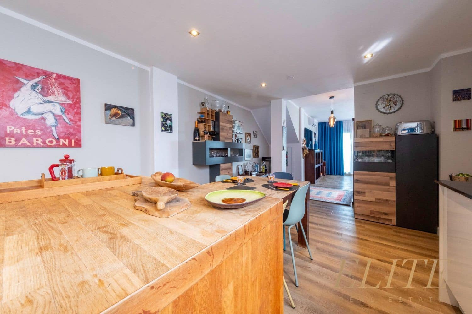 3 bedroom Townhouse for sale in Arguineguin with garage - € 620,000 (Ref: 9586881)