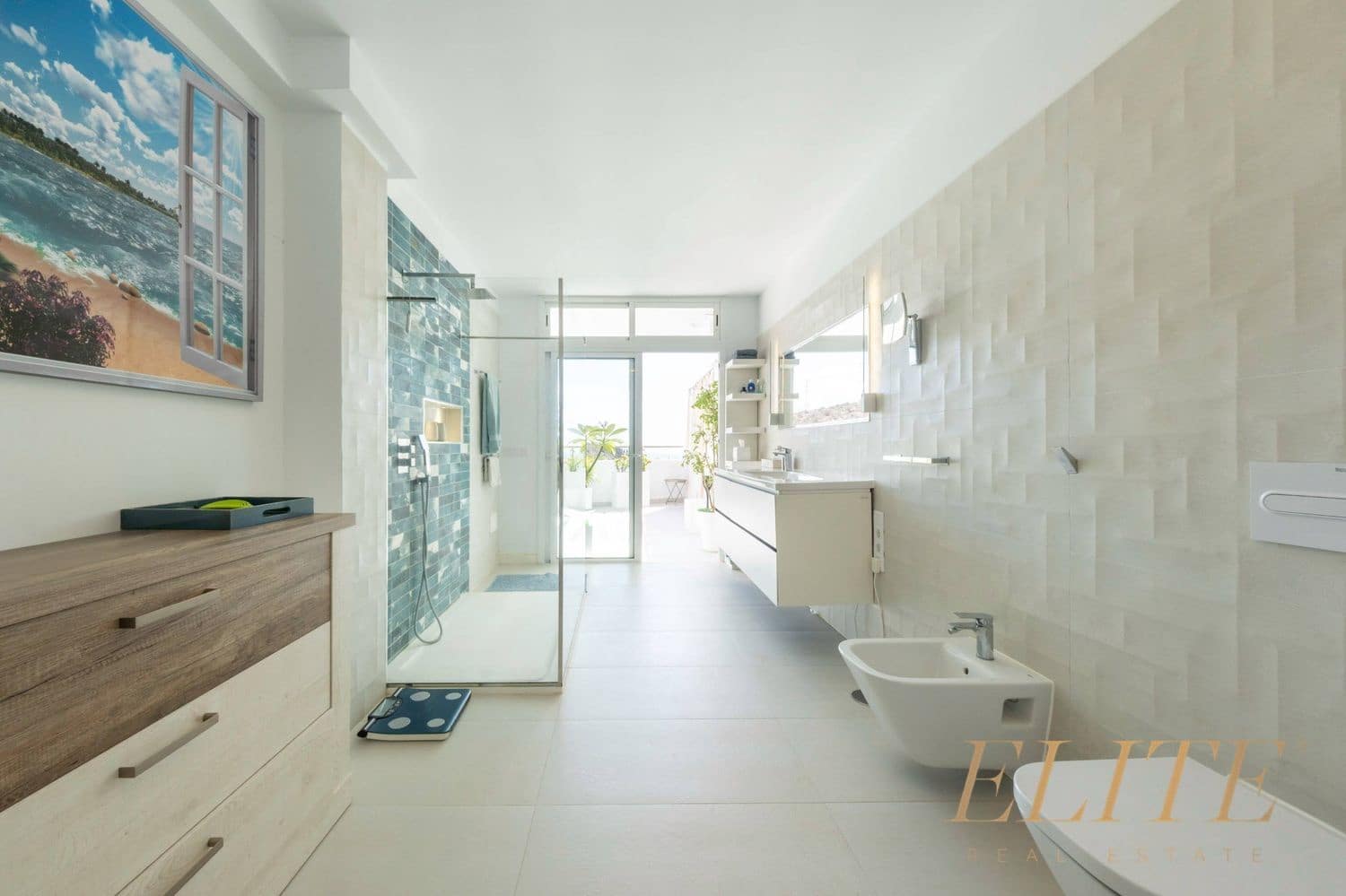 3 bedroom Townhouse for sale in Arguineguin with garage - € 620,000 (Ref: 9586881)